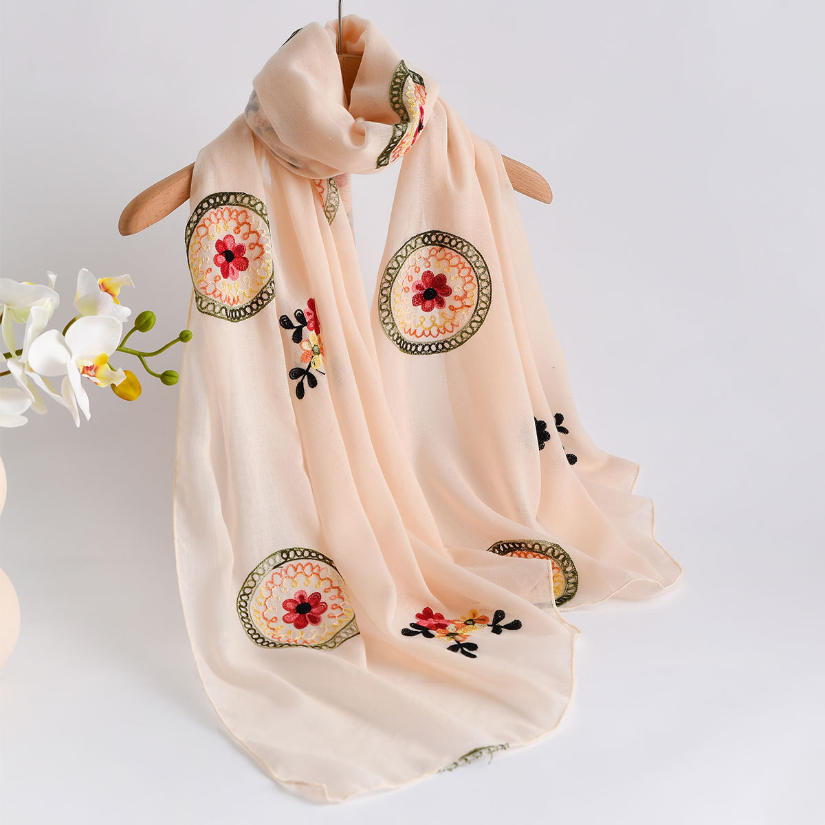 Letni nowy lekki, oddychający  – New Ethnic Fashion recenzja i cena