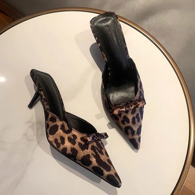 Damskie szpiczaste klapki na w – Ethnic Fashion For Women recenzja i cena