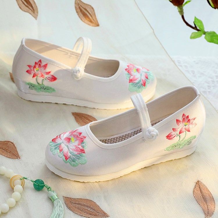 Damskie biało-zielone buty Mar – Ethnic Fabric recenzja i cena