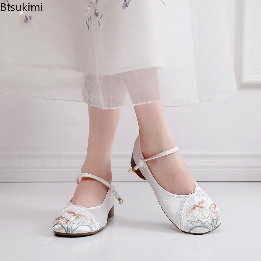 Modne haftowane buty damskie w – Ethnic Fabric recenzja i cena