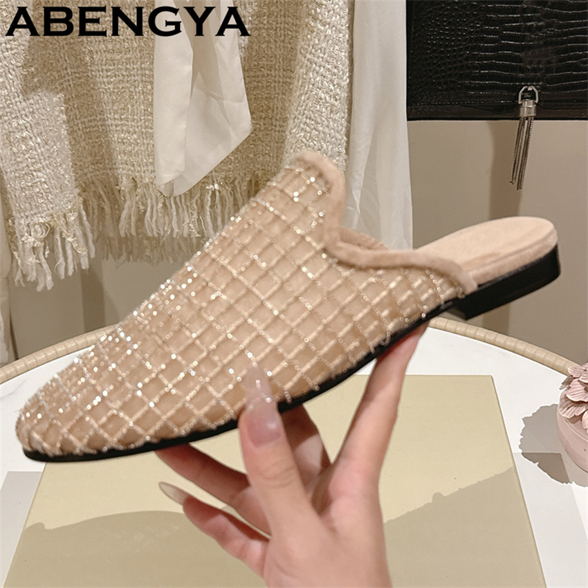 Błyszczące, koronkowe, siatecz – Ethnic Fashion For Women recenzja i cena
