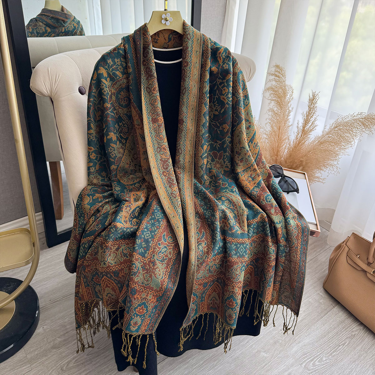 Koc z frędzlami 2025, etniczny – New Ethnic Fashion recenzja i cena