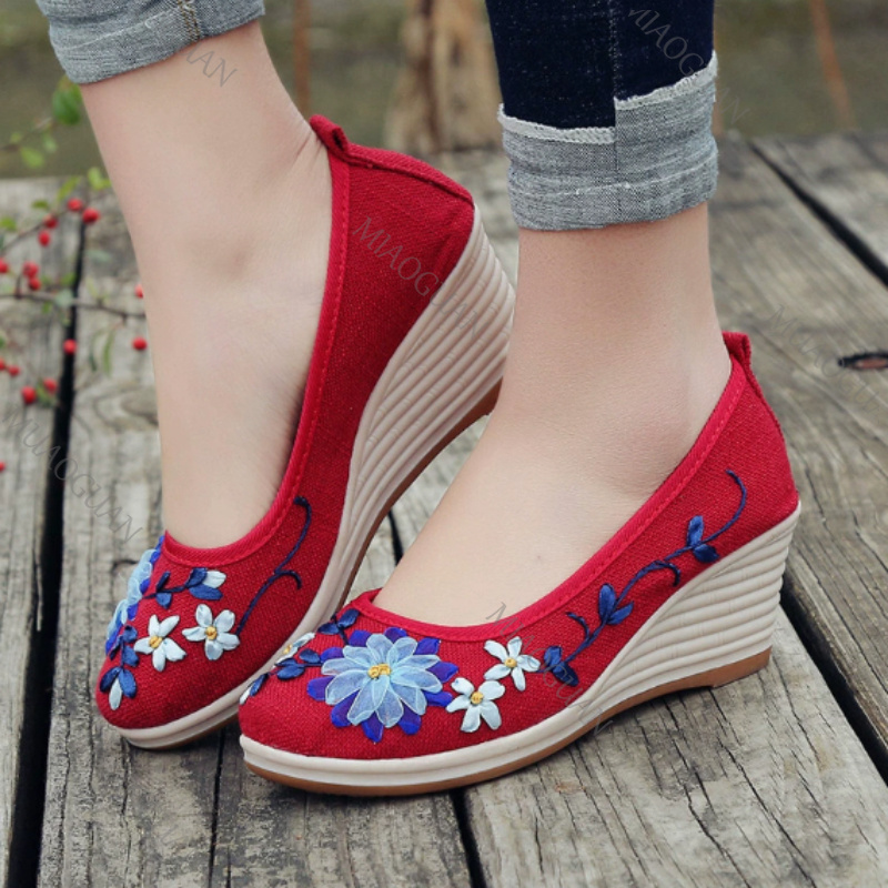 Haftowane damskie wygodne buty – Ethnic Fashion For Women recenzja i cena